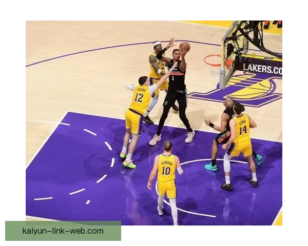 弗拉格新秀赛季四大数据领跑独行侠或成历史第二人比肩乔丹